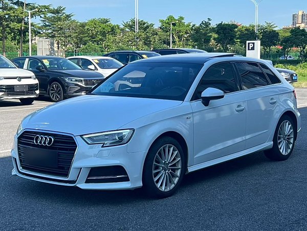 Audi A3 2017 Sportback 35 TFSI Fashion Model