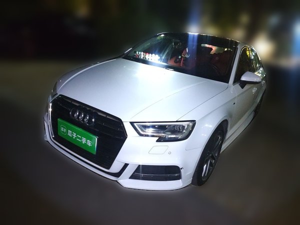 Audi A3 · 2017 год
