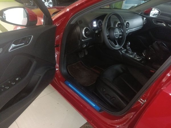 Audi A3 2018, 106600 км, за 10376 USD - фото 12