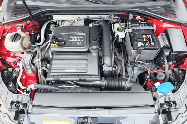 Audi A3 2018, 71700 км, за 10203 USD - фото 40