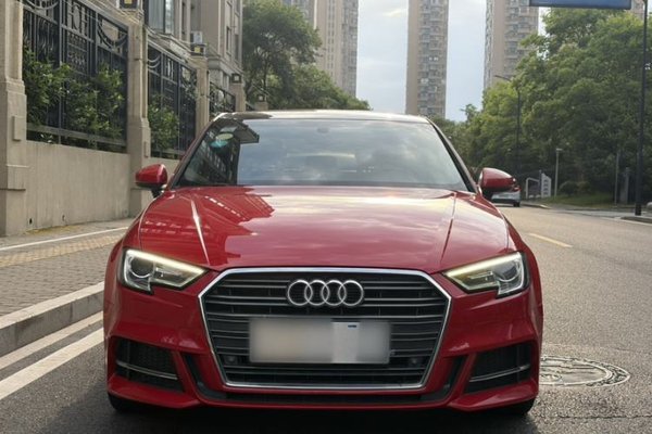 Audi A3 2018, 71700 км, за 10203 USD - фото 17