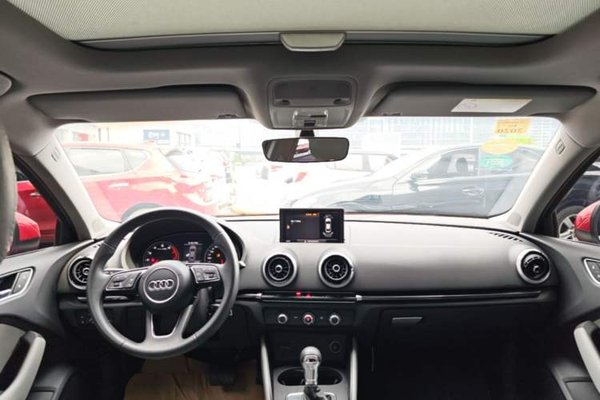 Audi A3 2018, 71700 км, за 10203 USD - фото 27