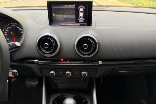 Audi A3 2018, 71700 км, за 10203 USD - фото 38