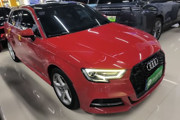 Audi A3 2018, 79200 км, за 10134 USD