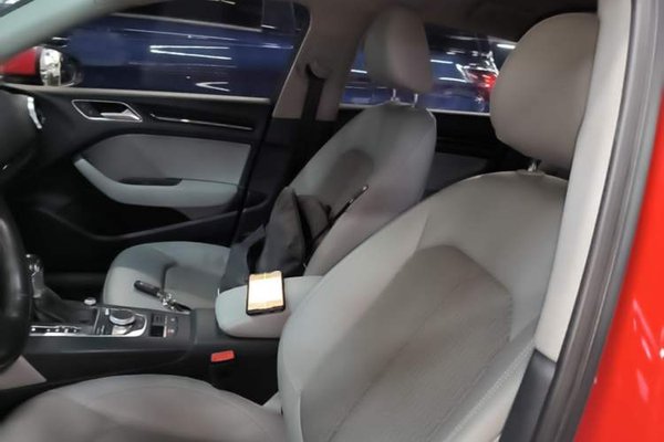Audi A3 2018, 79200 км, за 10134 USD - фото 17