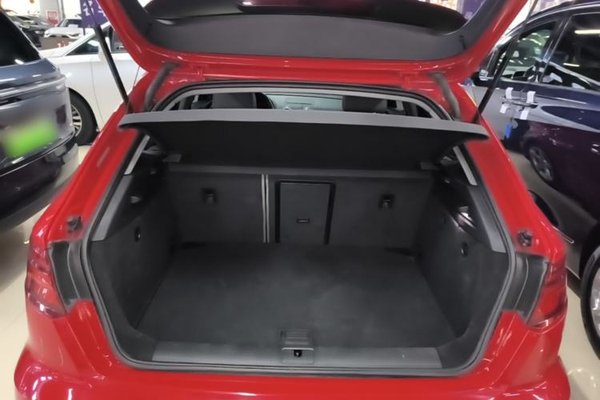 Audi A3 2018, 79200 км, за 10134 USD - фото 22