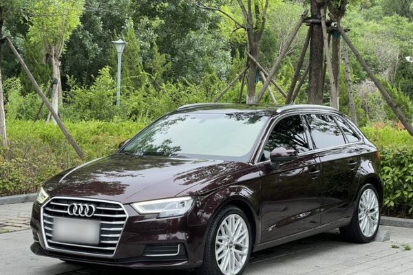 Audi A3 · 2018 год