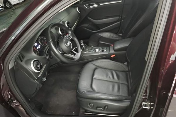 Audi A3 2018, 85100 км, за 11240 USD - фото 24