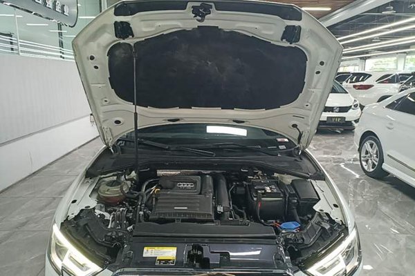 Audi A3 2018, 57900 км, за 10785 USD - фото 24