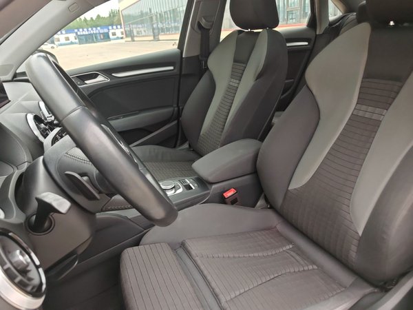 Audi A3 2018, 73100 км, за 11720 USD - фото 18