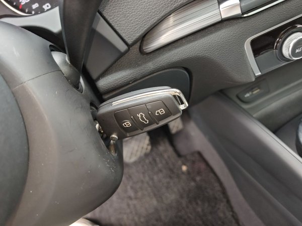 Audi A3 2018, 73100 км, за 11720 USD - фото 13