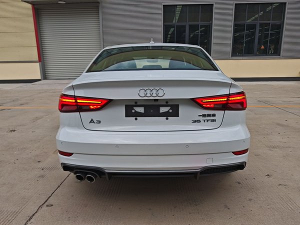 Audi A3 2018, 73100 км, за 11720 USD - фото 6