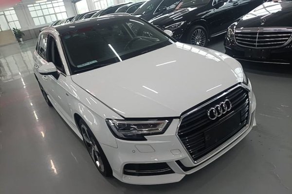 Audi A3 2018, 75700 км, за 12880 USD