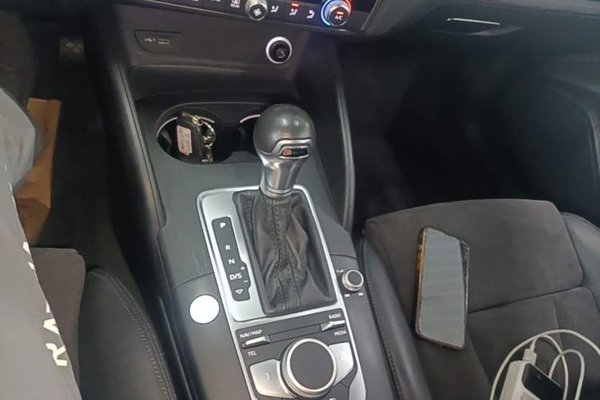 Audi A3 2018, 75700 км, за 12880 USD - фото 16