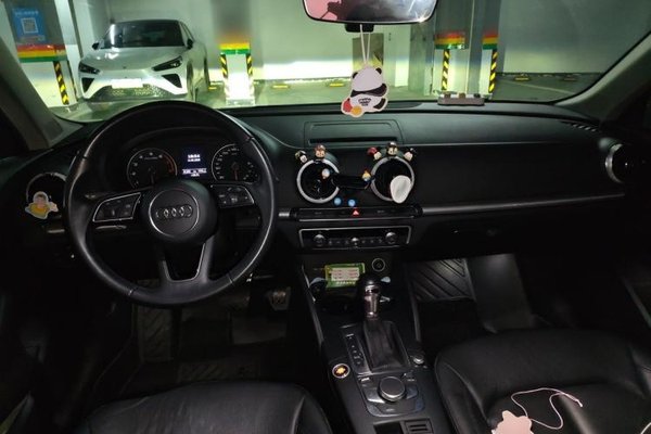 Audi A3 2018, 91300 км, за 10738 USD - фото 10