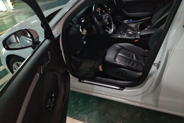 Audi A3 2018, 91300 км, за 10738 USD - фото 17