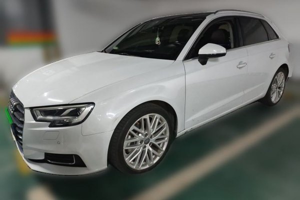 Audi A3 · 2018 год