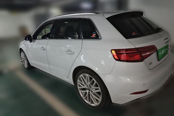 Audi A3 2018, 91300 км, за 10738 USD