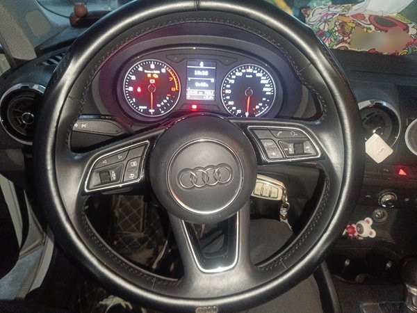 Audi A3 2019, 161400 км, за 9697 USD - фото 11