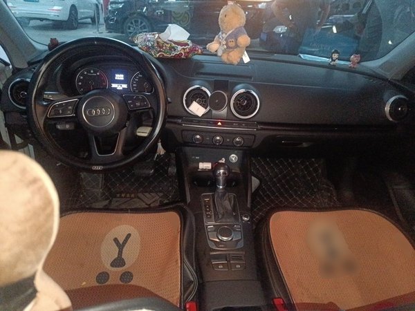 Audi A3 2019, 161400 км, за 9697 USD - фото 10