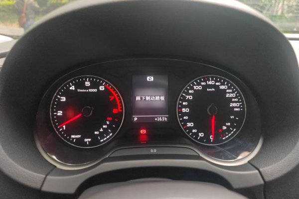Audi A3 2019, 22900 км, за 13065 USD - фото 10