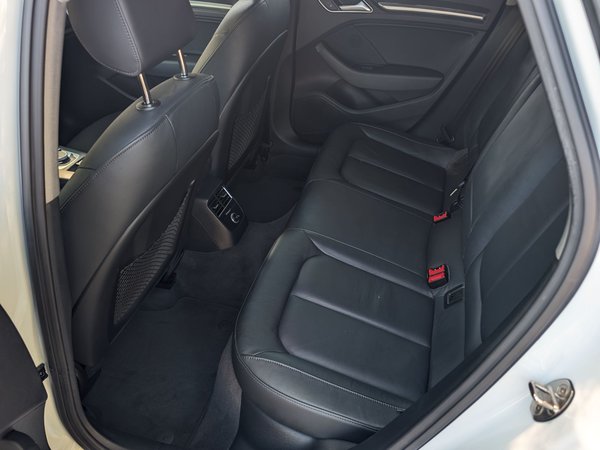 Audi A3 2019, 56500 км, за 11708 USD - фото 9
