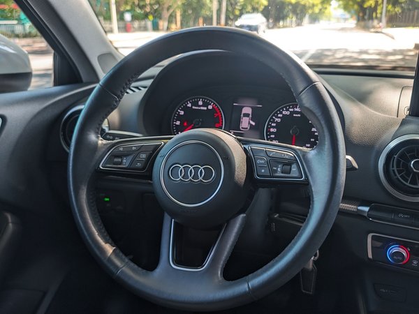 Audi A3 2019, 56500 км, за 11708 USD - фото 17