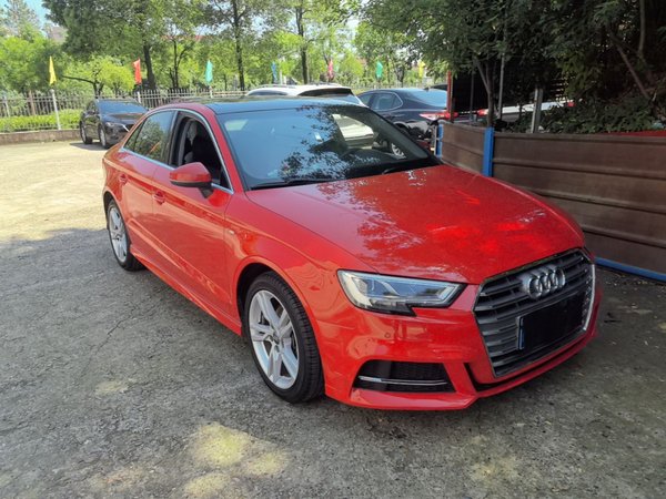 Audi A3 2020, 57100 км, за 12540 USD