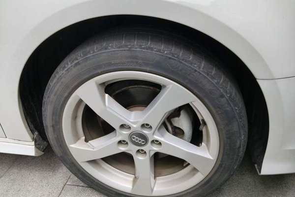 Audi A3 2020, 28900 км, за 12218 USD