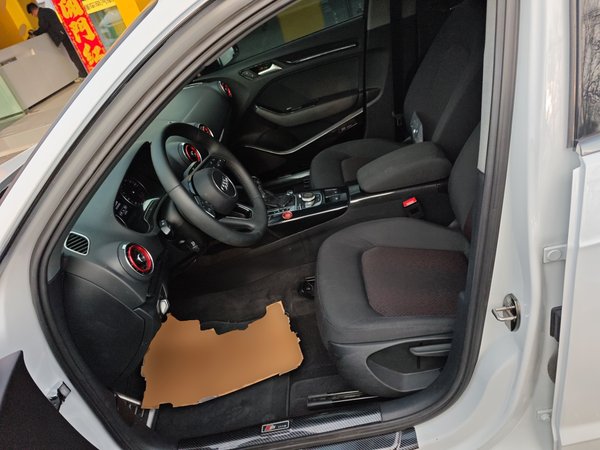 Audi A3 2020, 36700 км, за 12278 USD - фото 19