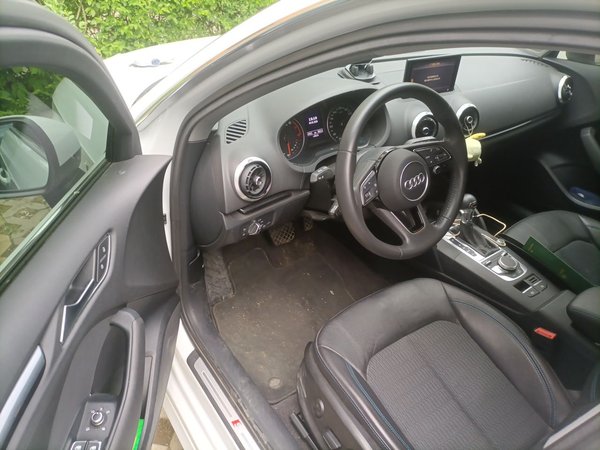 Audi A3 2020, 43600 км, за 13205 USD - фото 19