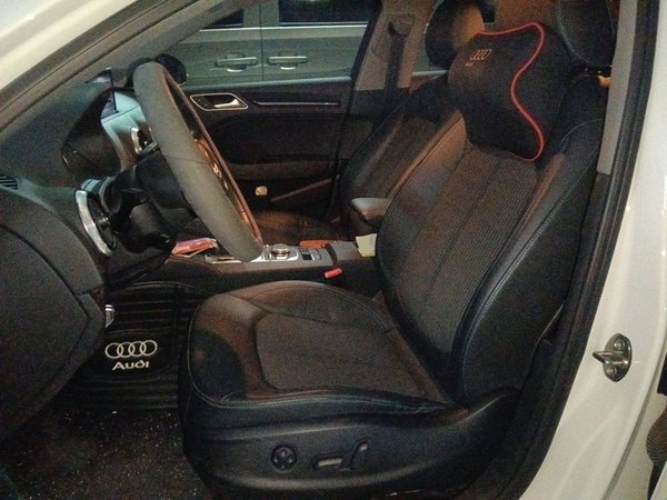 Audi A3 2020, 47800 км, за 12363 USD - фото 16
