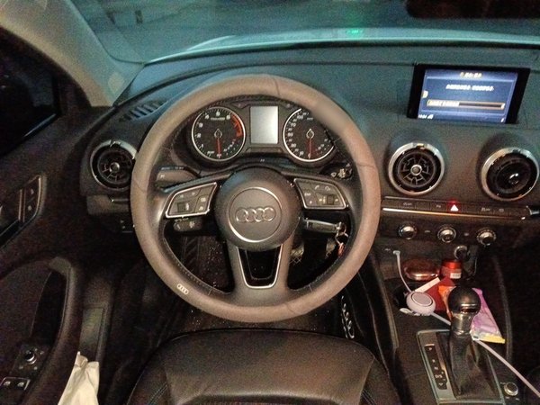 Audi A3 2020, 47800 км, за 12363 USD - фото 11