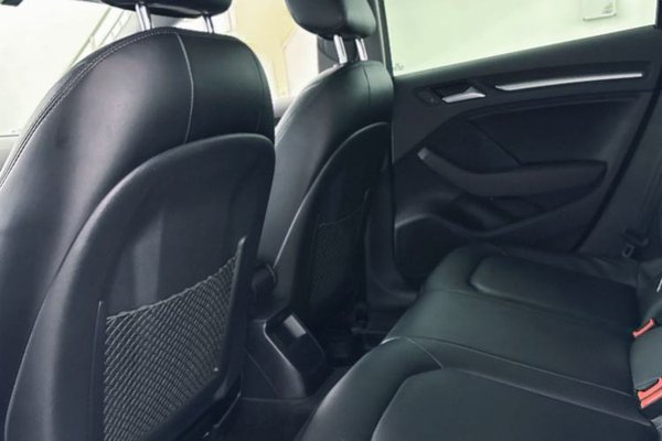 Audi A3 2020, 54900 км, за 13962 USD - фото 14