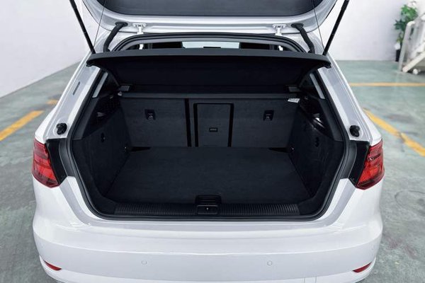 Audi A3 2020, 54900 км, за 13962 USD - фото 15