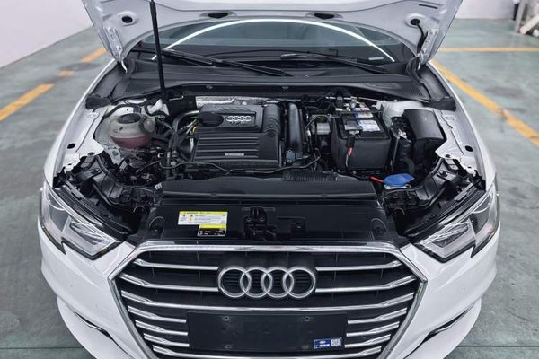 Audi A3 2020, 54900 км, за 13962 USD - фото 16