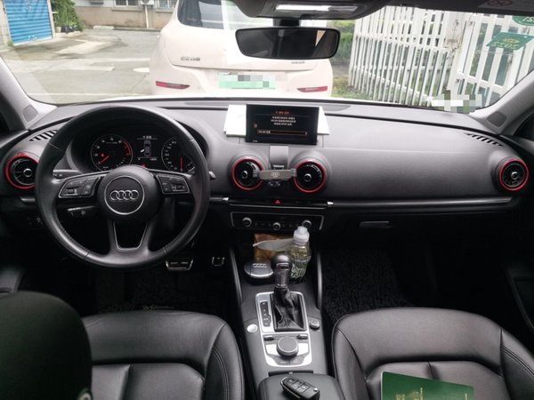 Audi A3 2020, 56800 км, за 13590 USD - фото 9