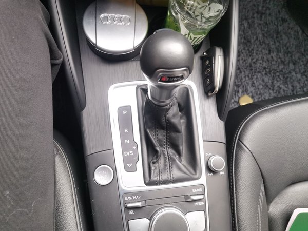 Audi A3 2020, 56800 км, за 13590 USD - фото 11