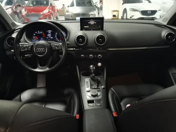 Audi A3 2020, 82300 км, за 10625 USD - фото 13