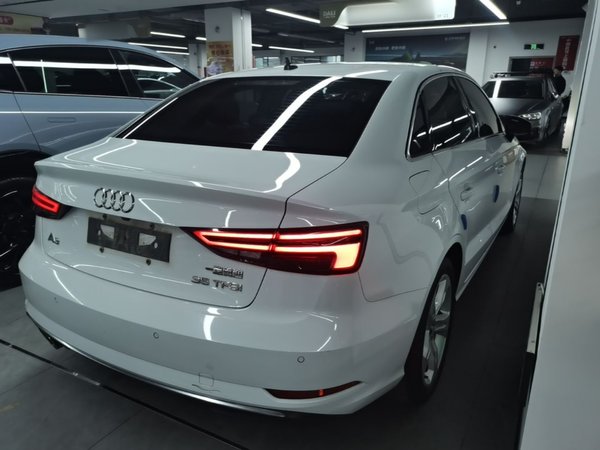 Audi A3 2020, 82300 км, за 10625 USD - фото 6