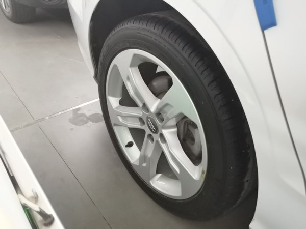 Audi A3 2020, 82300 км, за 10625 USD - фото 10