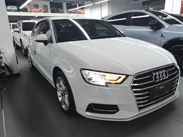 Audi A3 2020, 82300 км, за 10625 USD