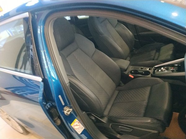 Audi A3 2021, 64200 км, за 15558 USD - фото 23