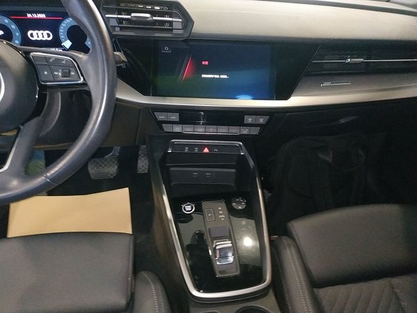 Audi A3 2021, 64200 км, за 15558 USD - фото 16