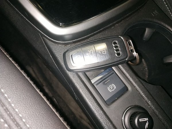 Audi A3 2021, 64200 км, за 15558 USD - фото 12