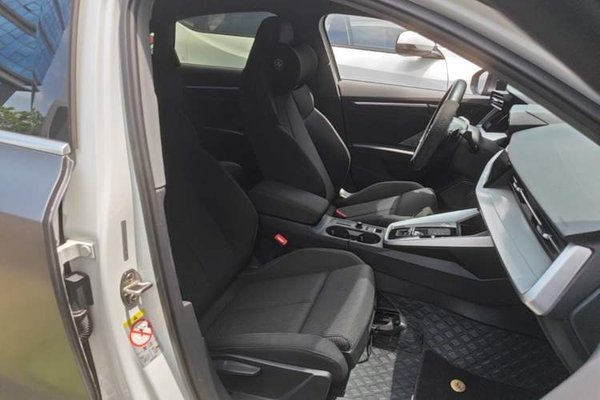 Audi A3 2021, 127700 км, за 13057 USD - фото 24