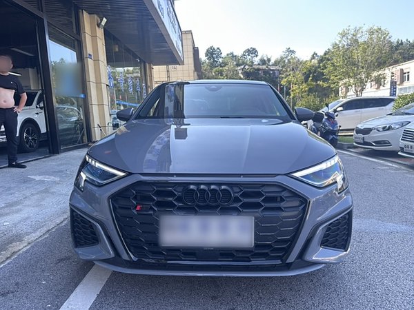 Audi A3 2021, 42700 км, за 17487 USD