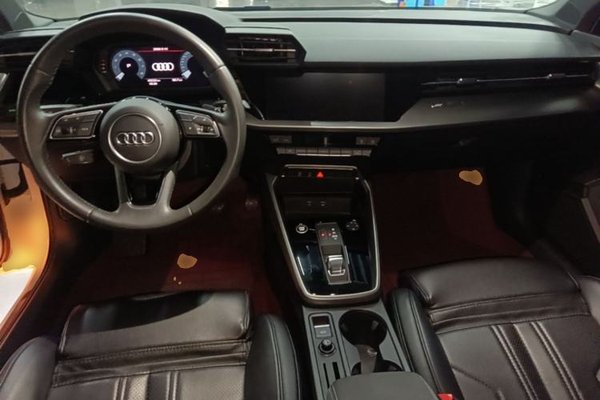 Audi A3 2021, 43200 км, за 15377 USD - фото 8