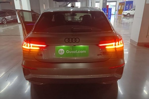 Audi A3 2021, 43200 км, за 15377 USD - фото 22