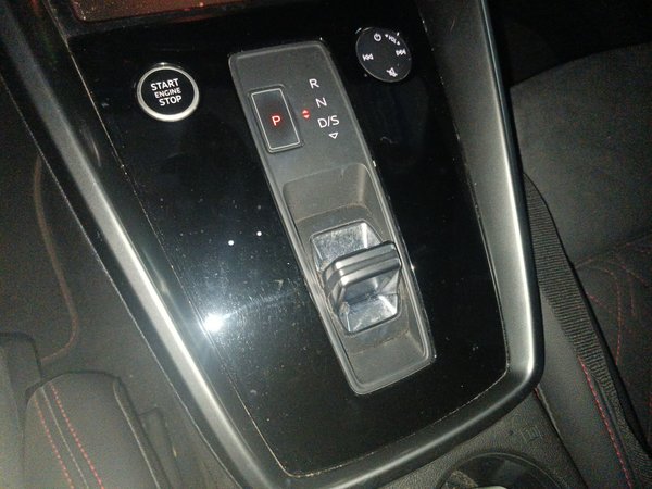 Audi A3 2021, 64900 км, за 18381 USD - фото 17